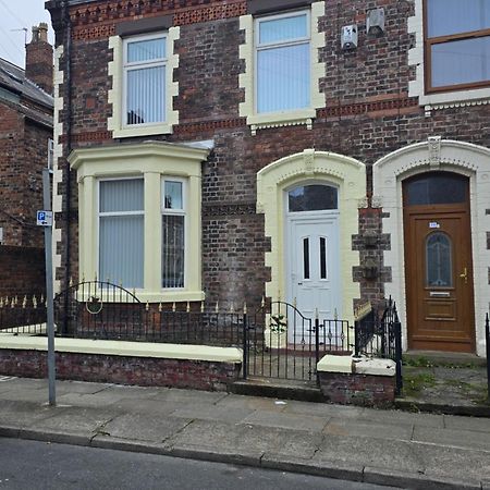 Anfield Guest House Sleeps 5 Liverpool Bagian luar foto